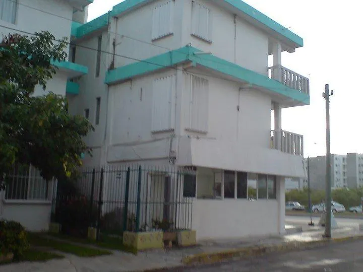 Hotel Olimpo Cancun 3*,